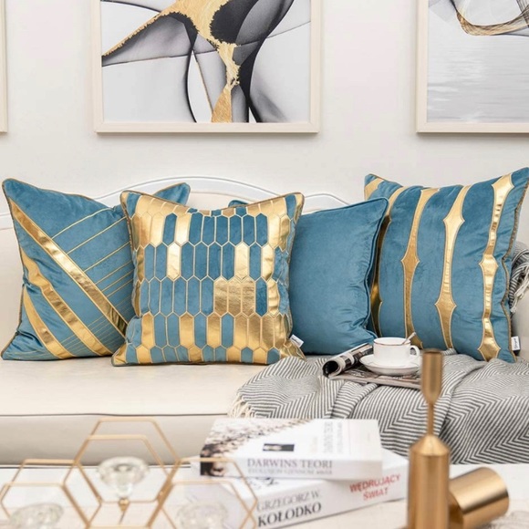 Luxury Home | Modern Geo Luxe Velvet Pillow Cover - Picture 6 of 7